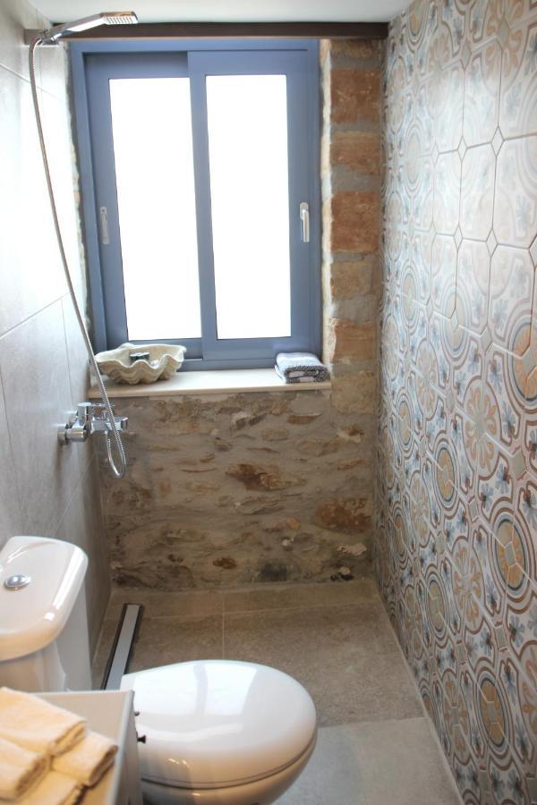 Laini Guest Houses Kouloukouthiana Luaran gambar