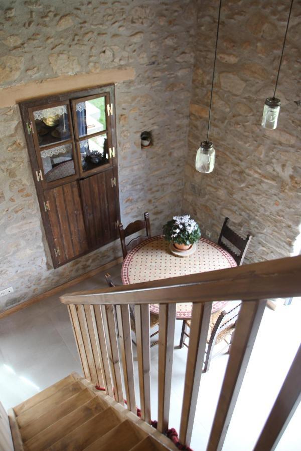 Laini Guest Houses Kouloukouthiana Luaran gambar