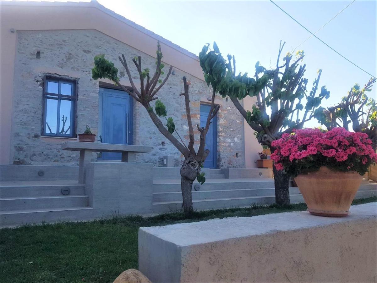 Laini Guest Houses Kouloukouthiana Luaran gambar