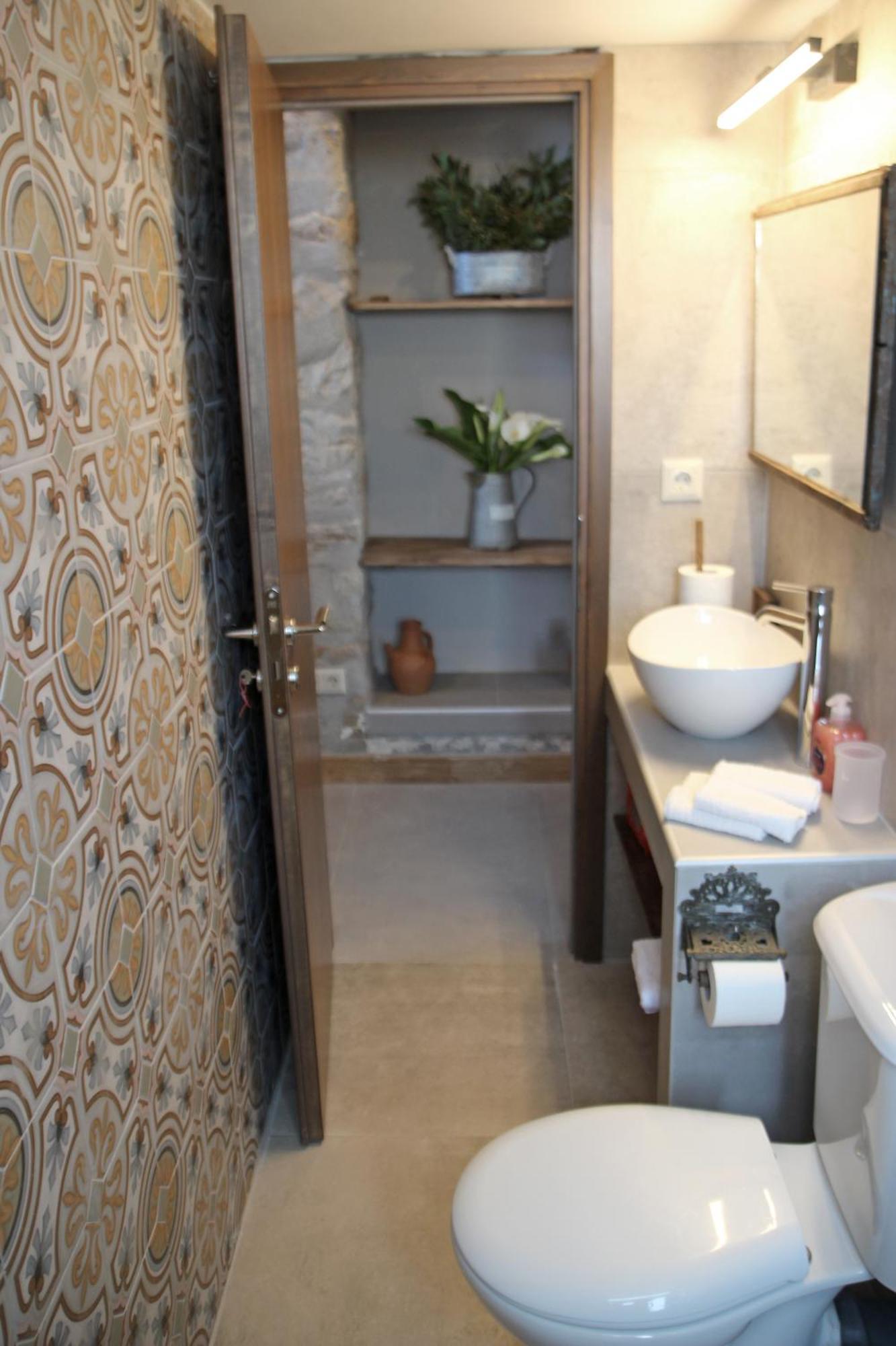 Laini Guest Houses Kouloukouthiana Bilik gambar